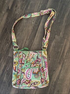 Vera Bradley Hipster Crossbody Tutti Frutti Retired Cotton Quilted Bag
